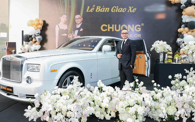 Đại gia Hà Thành tậu Rolls-Royce Phantom bản giới hạn, giá hơn 20 tỷ đồng - 2
