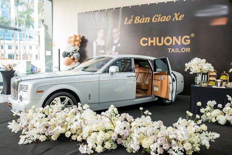 Đại gia Hà Thành tậu Rolls-Royce Phantom bản giới hạn, giá hơn 20 tỷ đồng - 3