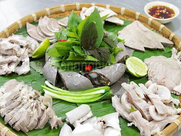 Lòng lợn - món nhiều người Việt nghiện mê mẩn sẽ trở thành &#34;thuốc độc&#34; nếu ăn theo cách này - 1