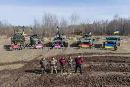 Ukraine nhận 2 loại siêu tăng hiện đại bậc nhất từ phương Tây