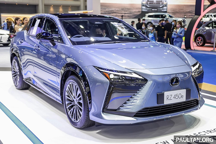Lexus RZ 2023 chính thức mở bán, xe điện giá từ 2,6 tỷ đồng - 1