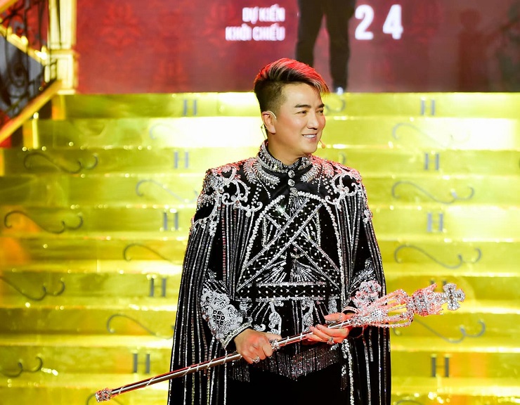 Sở hữu kênh Youtube triệu lượt đăng ký, Đàm Vĩnh Hưng có thể kiếm được bao nhiêu tiền? - 1