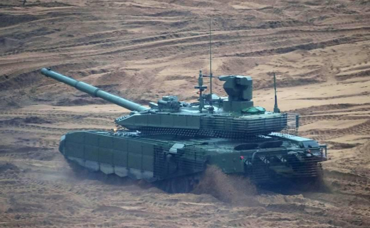 Ukraine thu giữ loạt xe tăng khủng của Nga, 3 đội quân mới sẵn sàng ra tiền tuyến - 1
