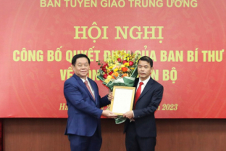 Công bố quyết định của Ban Bí thư về công tác cán bộ