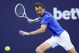 Video tennis Eubanks – Medvedev: Bản lĩnh lên tiếng, giải mã ”hiện tượng” (Miami Open)