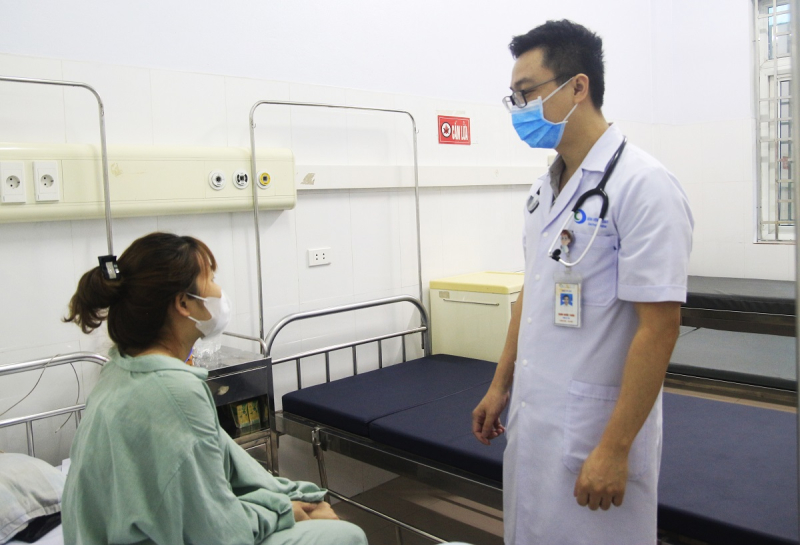 Thường xuyên ăn thịt bò tái, cô gái 28 tuổi nhiễm sán dây bò - 1