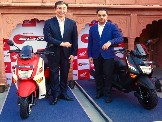Xe tay ga Honda Cliq giá rẻ khiến giới trẻ Việt ”phát thèm”
