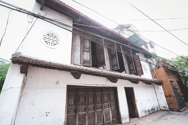 Nhà kiểu cổ rộng 300m2 giữa lòng Hà Nội của đạo diễn "Thương nhớ ở ai" - 1