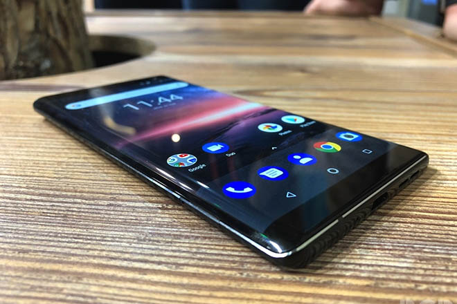 Nokia 9 lộ diện với 3 camera ở mặt sau, sẵn sàng đấu "siêu phẩm" - 1