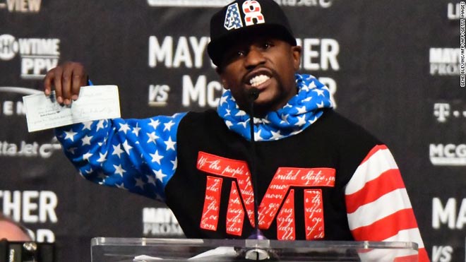 Sốc: "Độc cô cầu bại" Mayweather và cận vệ bị bắn trong đêm - 1