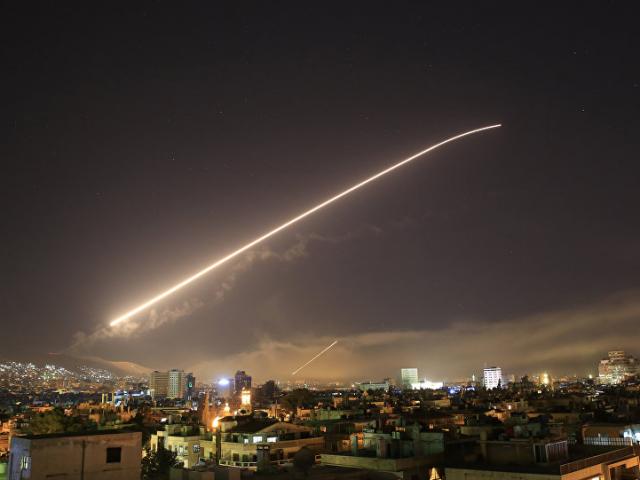 Syria tuyên bố bắn hạ 20 tên lửa của Mỹ, Anh