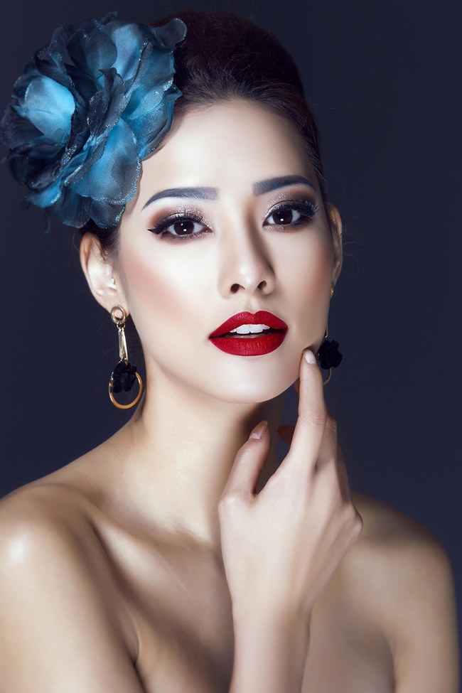 Lilly Nguyễn là cái tên mới nổi lên trong làng giải trí Việt. Qua cuộc thi The Face, người đẹp ngày càng nhận được nhiều sự quan tâm, yêu mến từ khán giả hơn.