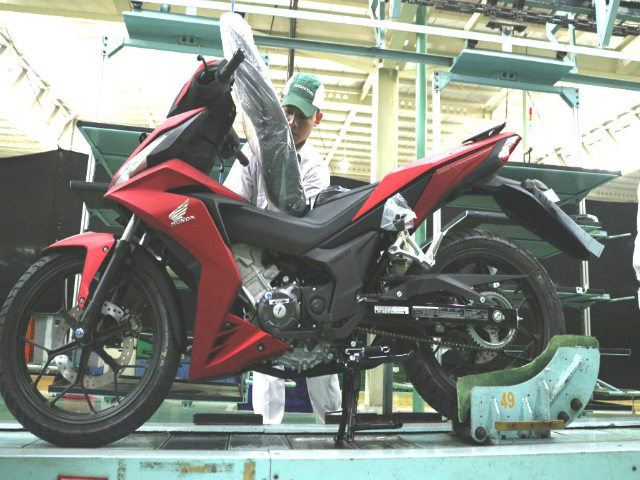 Tìm hiểu mẫu xe thể thao 150cc đầu tiên của Honda tại Việt Nam  Báo Dân trí