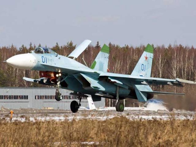 Tiêm kích “hổ mang chúa” Su-27 Nga khiến NATO lo sợ nhất
