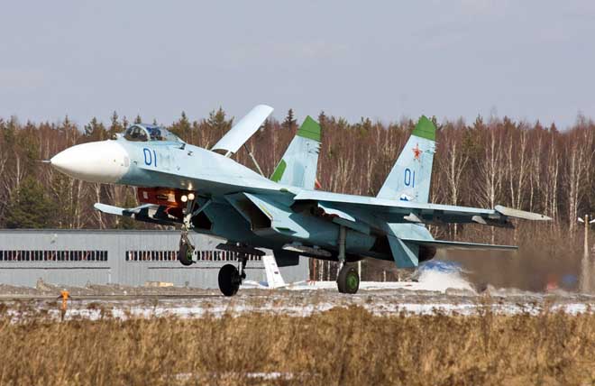 Tiêm kích “hổ mang chúa” Su-27 Nga khiến NATO lo sợ nhất - 1