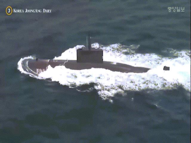 Hàn Quốc khởi động tàu ngầm tấn công đầu tiên được trang bị vũ khí