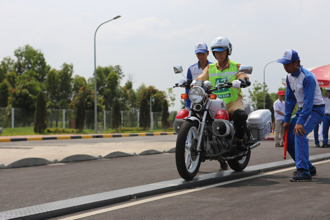 Honda Việt Nam tổ chức Hội thi "Hướng dẫn viên Lái xe an toàn xuất sắc năm 2018" - 1