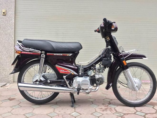 TEM XE DREAM II THÁI VÀ ỐC LÊN ZIN THEO XE HOẶC DÒNG XE SUPER DREAM