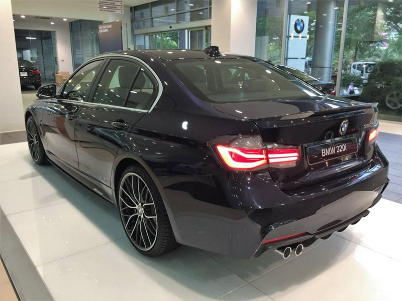 Độ đèn hậu BMW 320i cao cấp  Phát Huy Auto