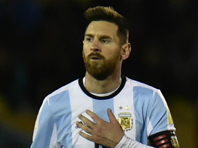 Messi gây sốc với Barca, đau đáu mộng vô địch World Cup