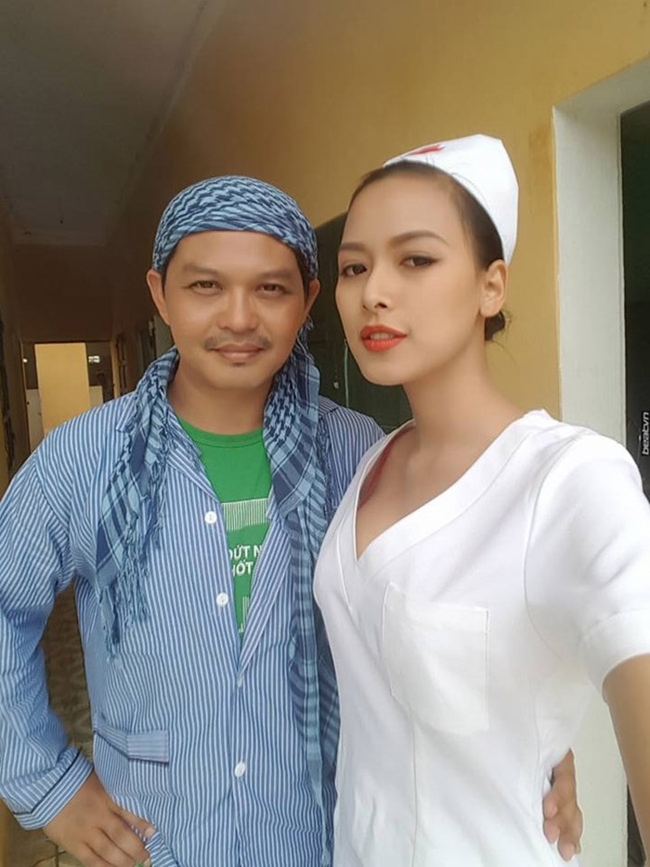 Váy y tá bệnh viện cổ bẻ  Đồng Phục ATĐ