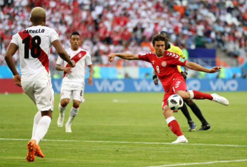 Chi tiết World Cup Peru - Đan Mạch: Chiến thắng nghẹt thở (KT) - 4