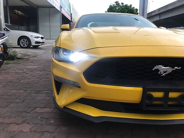 Ford Mustang 2018 về Việt Nam, giá không dưới 2 tỷ đồng