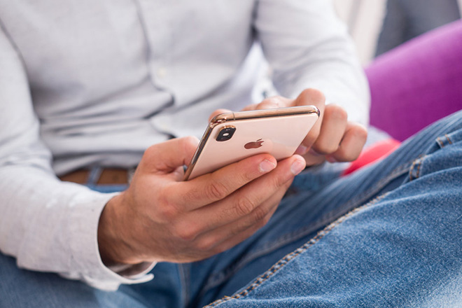 iPhone 2019 sẽ có pin khủng, có khả năng sạc ngược không dây - 1