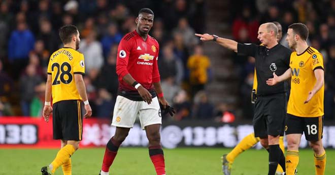 Đại chiến MU - Barca: Pogba tịt ngòi 855 phút, Solskjaer "giải cứu binh nhì" - 1