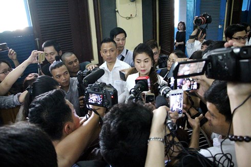 Viện kiểm sát nêu 11 vi phạm tố tụng, đề nghị hủy án ly hôn ông Vũ, bà Thảo - 1