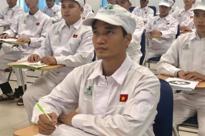 Lệ Rơi: “Tôi vào công ty để kiếm vợ, lương lậu không quan trọng” - 1