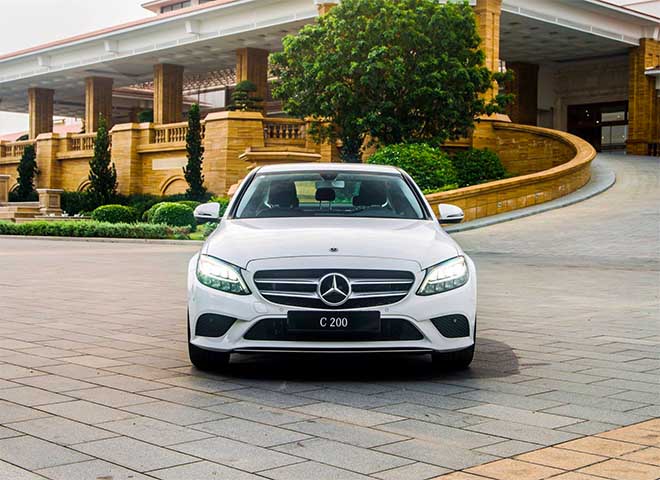 2020 MercedesBenz C200 AMG Line reverts back to 20L from RM251587   AutoBuzzmy