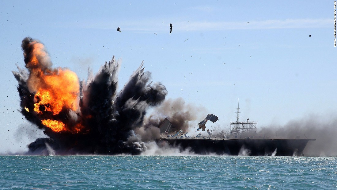 Đây là cách Iran bắn phá tan tành tàu sân bay Mỹ trong 5 phút? - 1