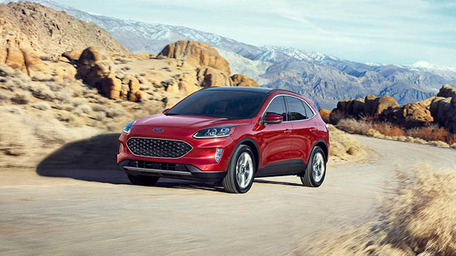 Ford Escape chào sân với giá bán thách thức các đối thủ cùng phân khúc - 1
