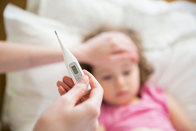 Cẩn thận với căn bệnh 'giết người cực nhanh' trẻ thường mắc vào mùa hè - 1