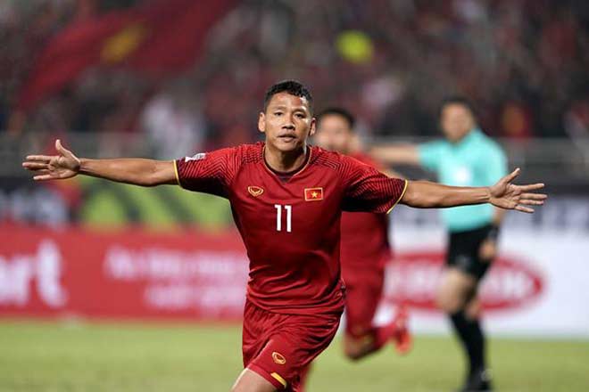 Anh Đức 34 tuổi không chiến cực đỉnh: Giáng đòn Thái Lan, khuynh đảo V-League - 1