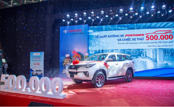 Fortuner 2019: Tự tin giữ vững ngôi vương SUV 7 chỗ