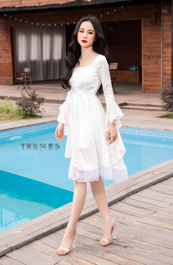 Top đẹp tuần: Angela Phương Trinh xứng điểm 10 với đầm tiểu thư - 1