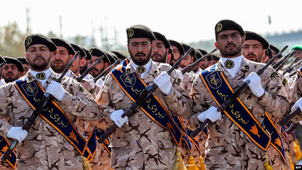 Tư lệnh hàng đầu Iran cảnh báo sắc lạnh về tính mạng binh sĩ Mỹ - 1