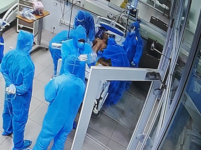 Cập nhật thông tin điều trị 4 ca nhiễm Covid-19 nặng tại Việt Nam - 2