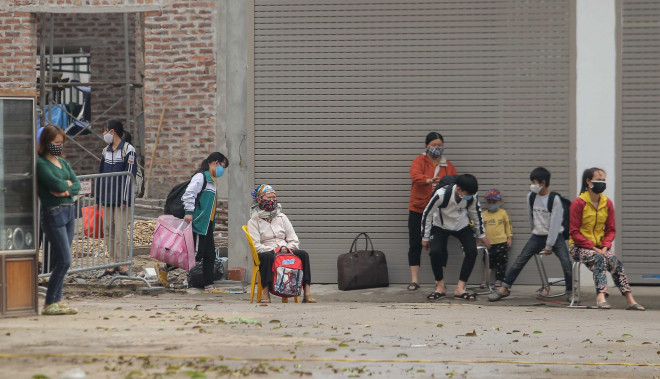 Chuyên gia chỉ ra những nguyên nhân khiến hơn 200 người bị mắc Covid-19 tại nước ta - 1