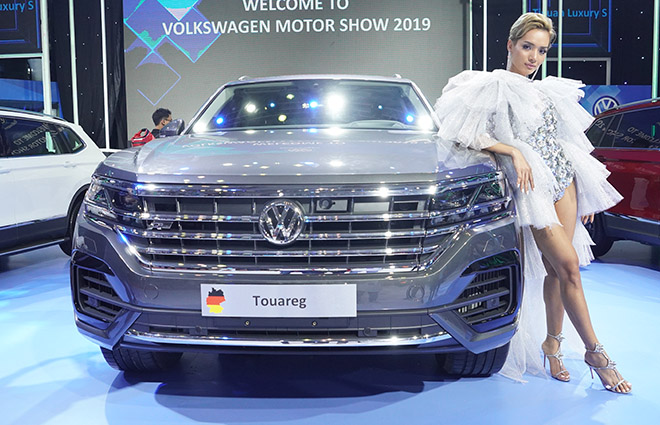 Bảng giá xe Volkswagen tháng 4/2020: SUV cỡ lớn Touareg chính thức có giá bán - 1