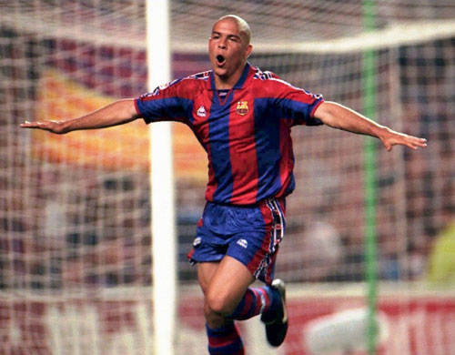 Huyền thoại Ronaldo béo: Nếu không chấn thương sẽ vĩ đại đến nhường nào? Huyền thoại Ronaldo béo: Nếu không chấn thương sẽ vĩ đại đến nhường nào?