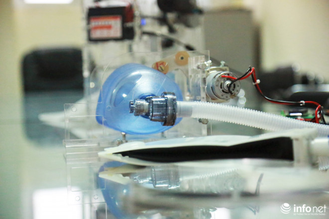 Cận cảnh máy trợ thở đầu tiên do chính tay người Việt Nam thiết kế và sản xuất - 15