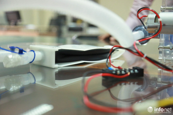 Cận cảnh máy trợ thở đầu tiên do chính tay người Việt Nam thiết kế và sản xuất - 17