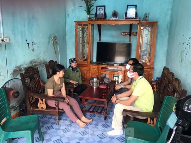 Mới nhất vụ Phó Chủ tịch phường xúc phạm người bán rau "Con điên này!" - 2