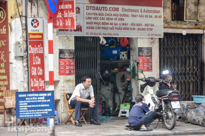 Gần hết hạn giãn cách xã hội, hàng quán rục rịch hoạt động trở lại - 9