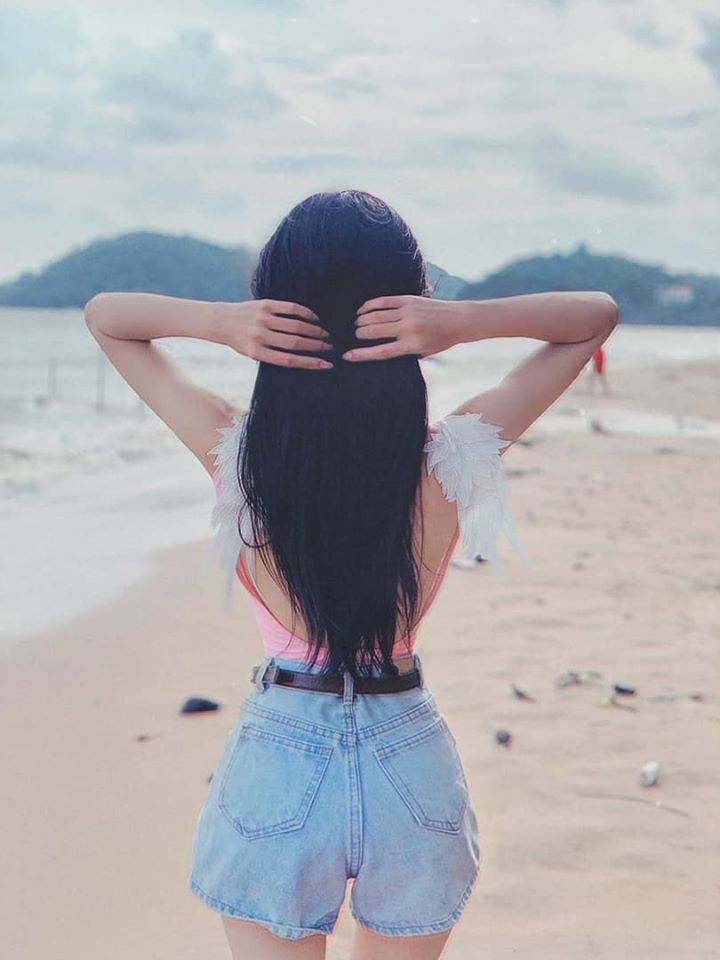 Cô gái Sài thành sở hữu vòng eo bé kỳ lạ chỉ 52cm bị nghi cắt xương sườn - 7