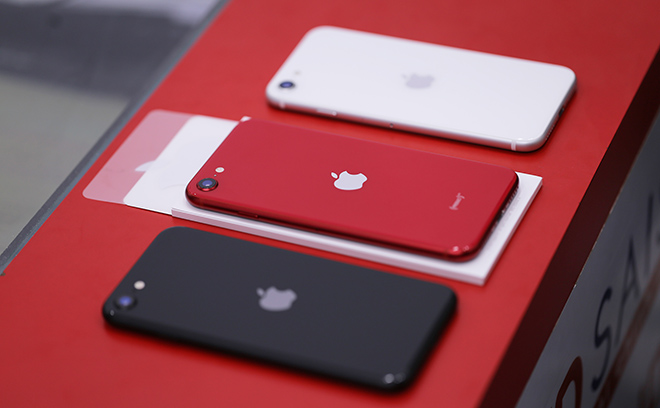 iPhone SE 2020 đã về VN với giá cao hơn bản phân phối chính thức - 1