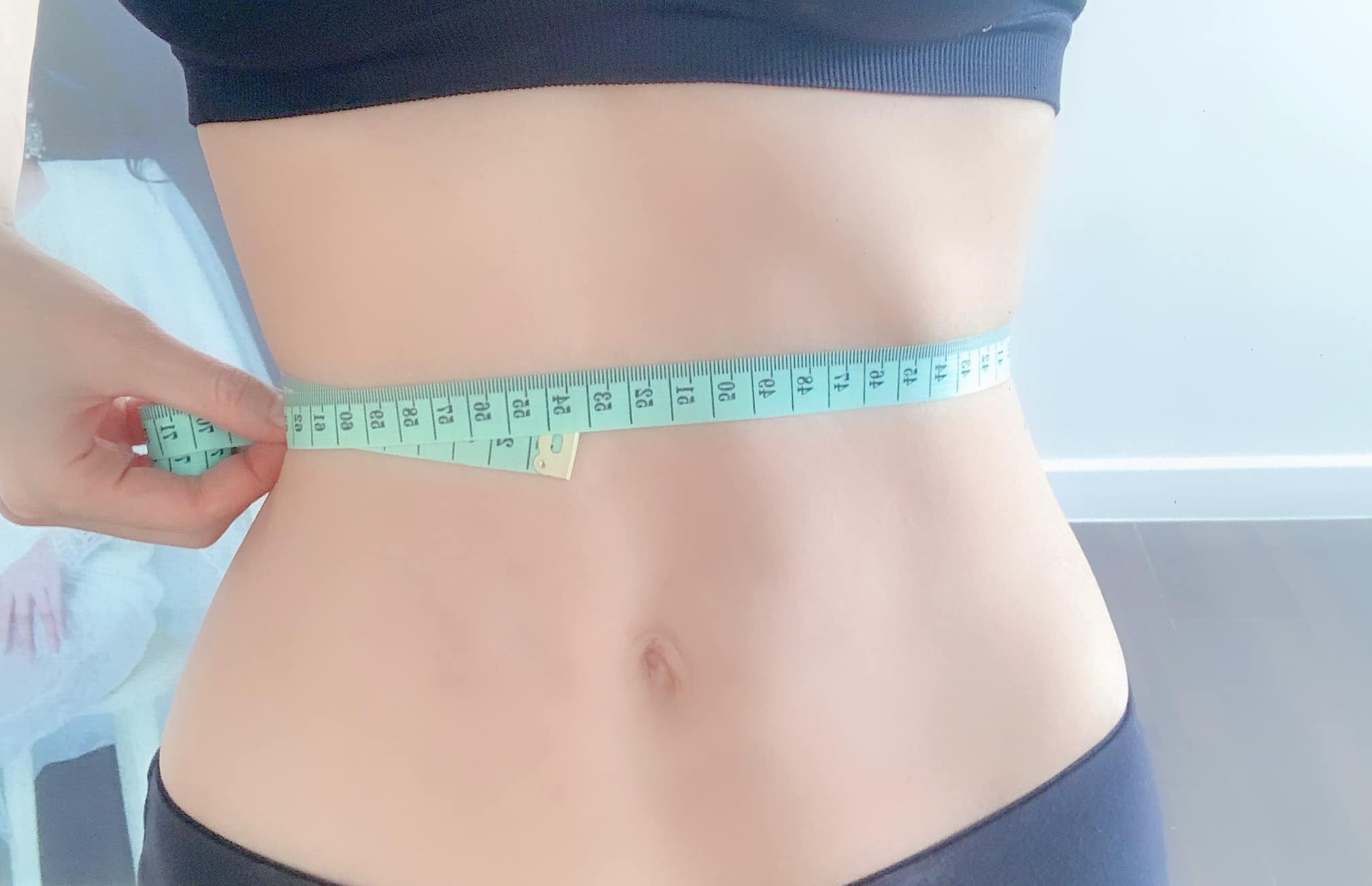 Có 3 vòng nảy nở nhưng BTV thời sự, "hot girl Mì Gõ" chỉ nặng như bé học cấp 2 - 3